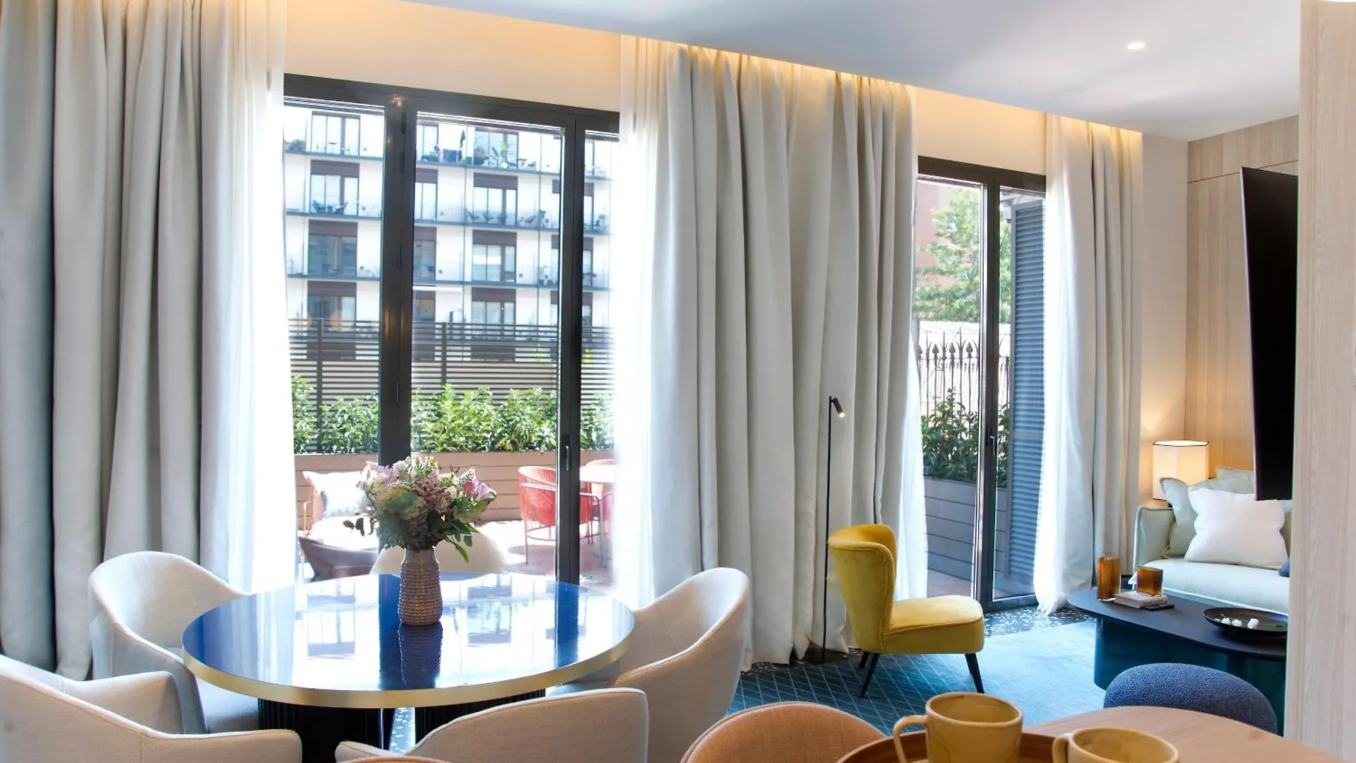 Harmony Serviced Residences Eixample 바르셀로나 아파트